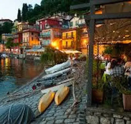 Anna & Caterina House Apartamento Varenna