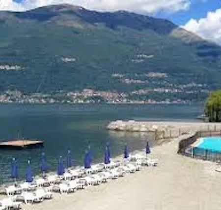 Anna & Caterina House Apartamento Varenna