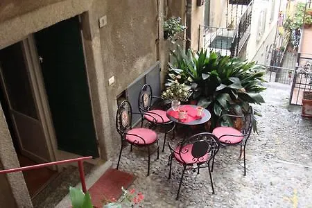 Anna & Caterina House Apartamento Varenna